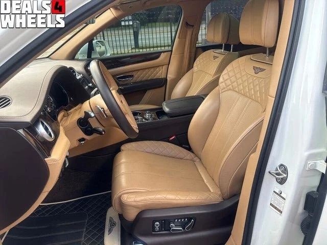 2017 Bentley Bentayga - Image 9 of 20