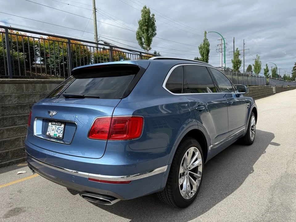 2017 Bentley Bentayga - Image 3 of 20