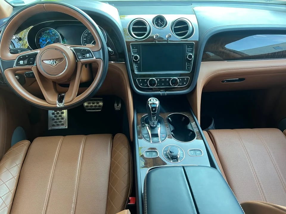 2017 Bentley Bentayga - Image 14 of 20