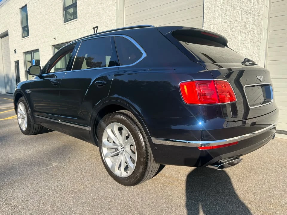 2017 Bentley Bentayga - Image 4 of 20