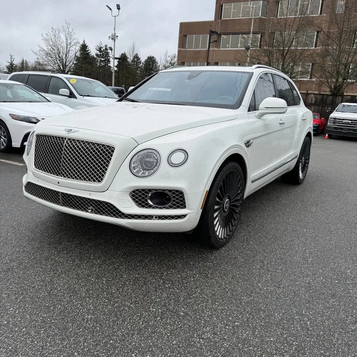 2017 Bentley Bentayga - Image 5 of 15