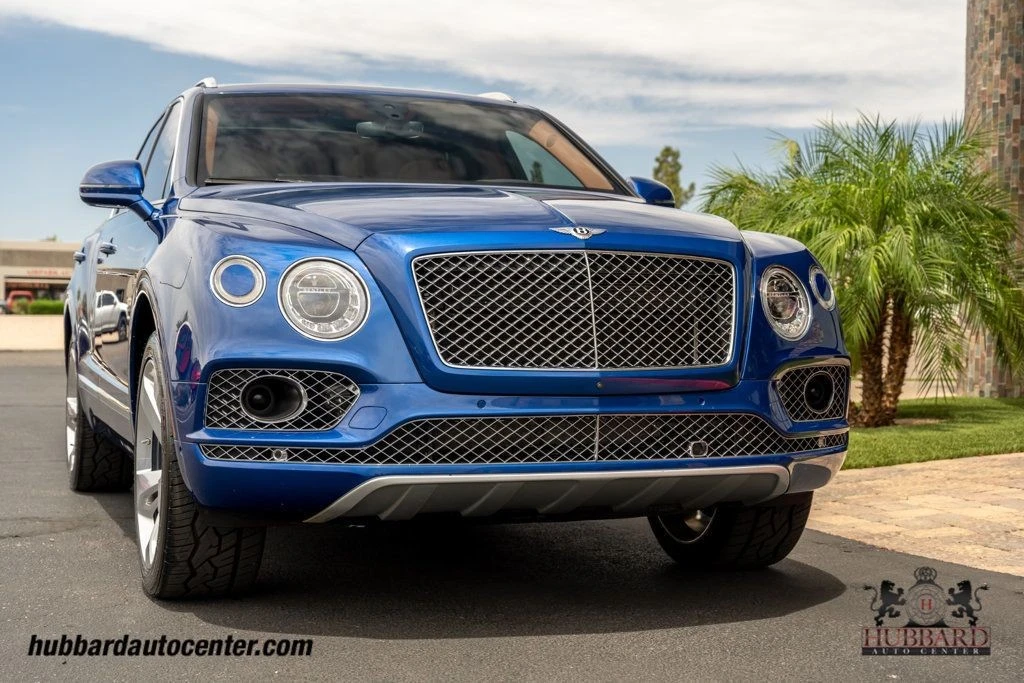 2017 Bentley Bentayga - Image 10 of 12