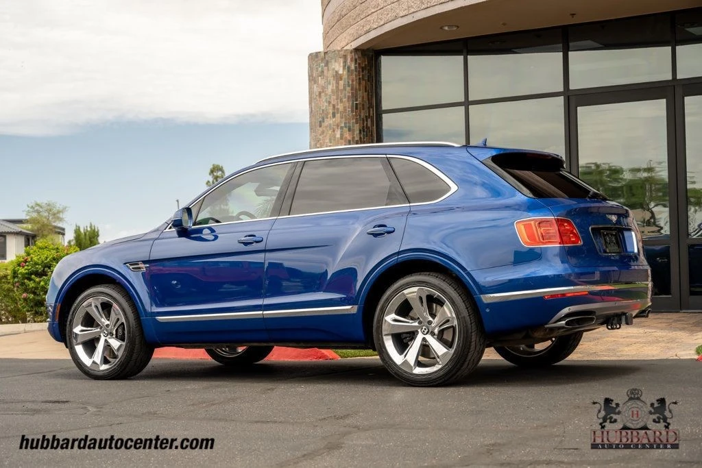 2017 Bentley Bentayga - Image 6 of 12