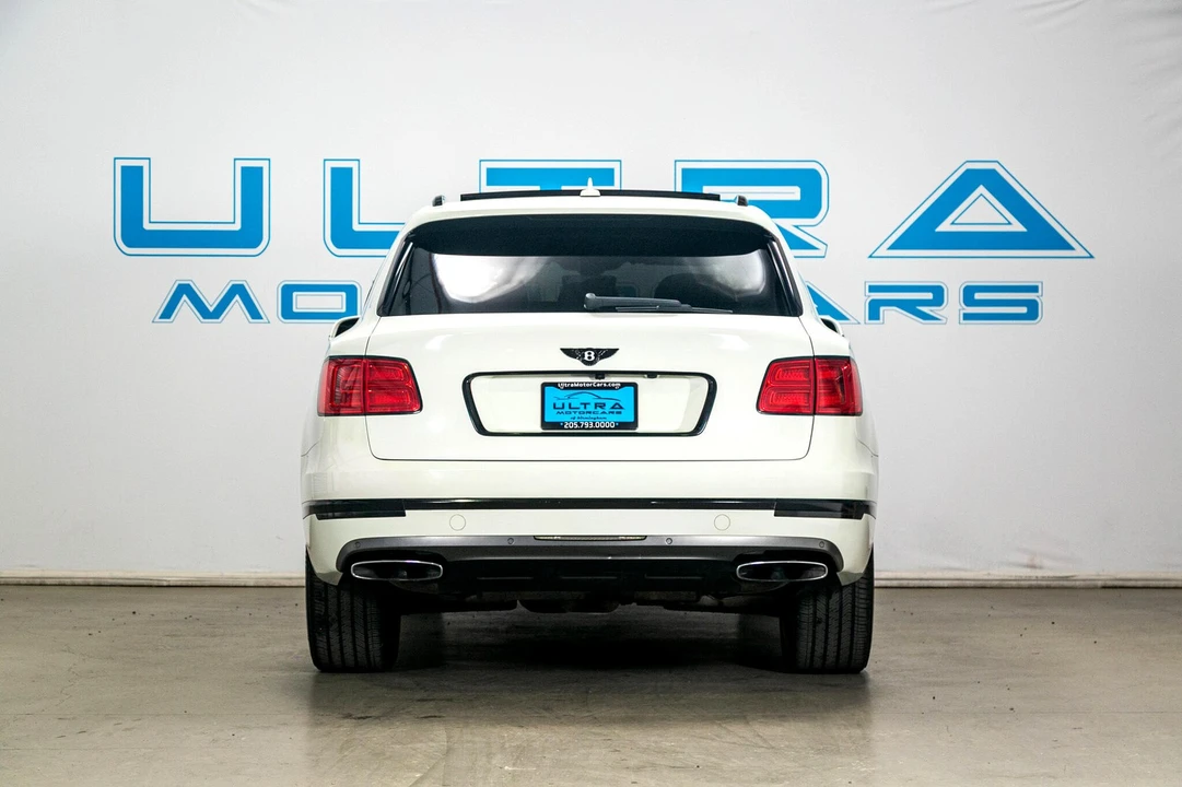 2017 Bentley Bentayga - Image 11 of 21
