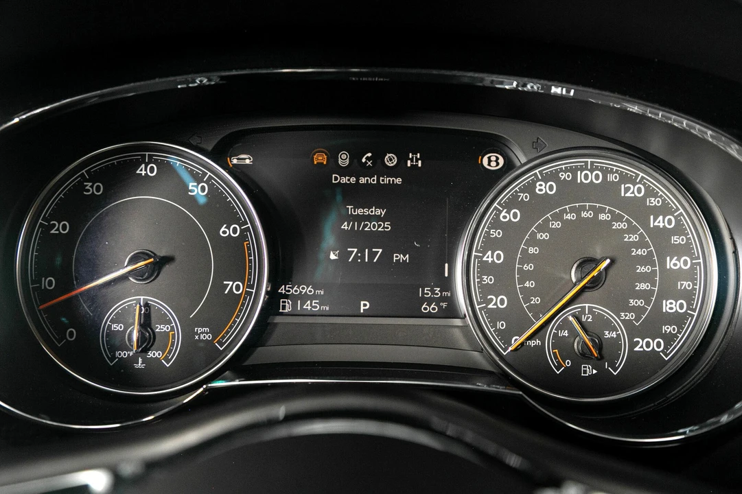 2017 Bentley Bentayga - Image 12 of 21