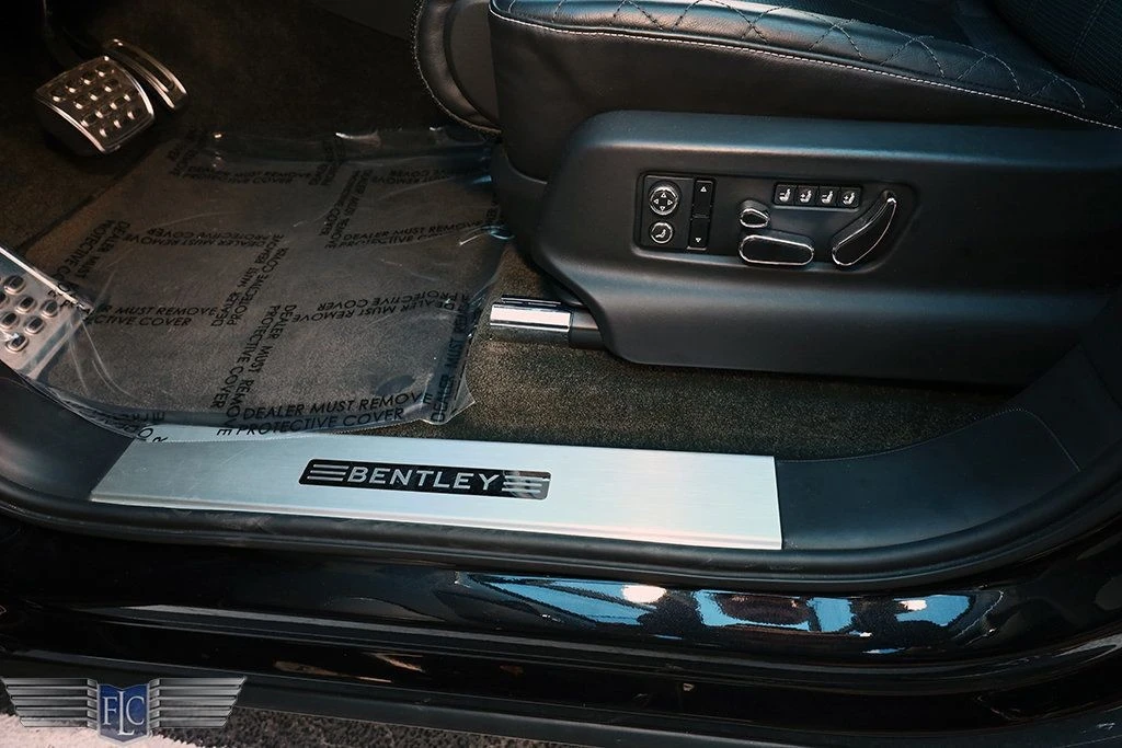 2017 Bentley Bentayga - Image 11 of 12