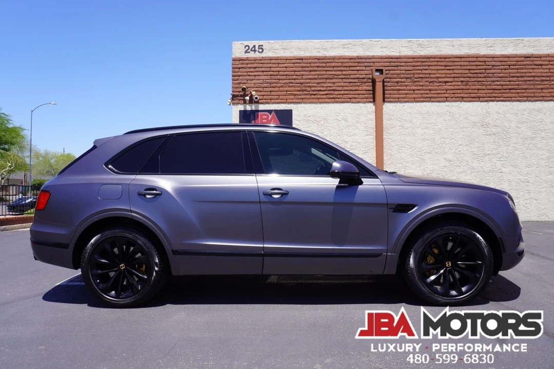 2017 Bentley Bentayga - Image 10 of 12