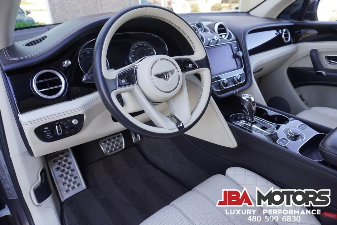 2017 Bentley Bentayga - Image 5 of 12
