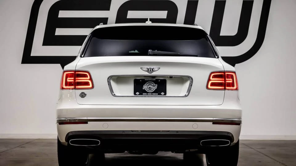 2017 Bentley Bentayga - Image 5 of 13