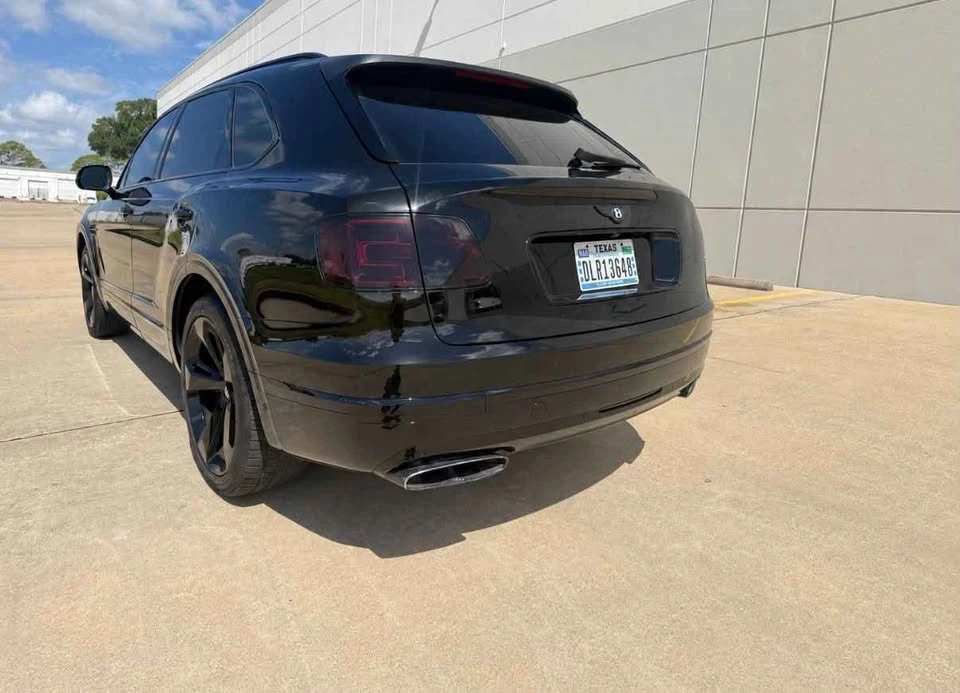2017 Bentley Bentayga - Image 5 of 10
