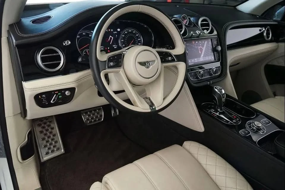 2017 Bentley Bentayga - Image 6 of 19