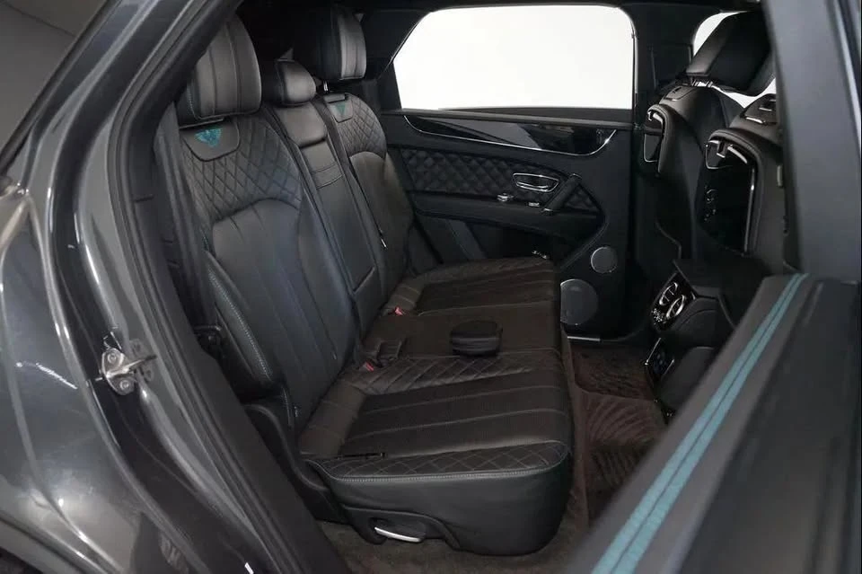 2017 Bentley Bentayga - Image 15 of 20
