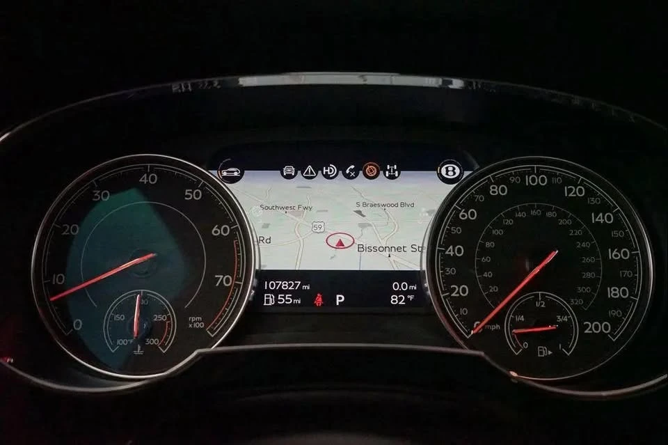 2017 Bentley Bentayga - Image 7 of 20