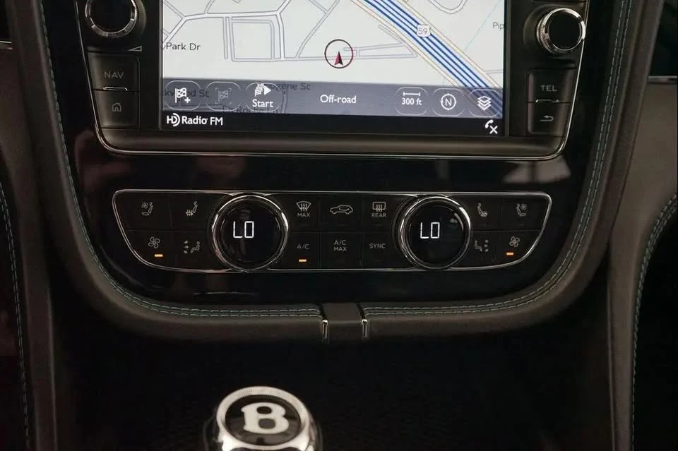 2017 Bentley Bentayga - Image 12 of 20