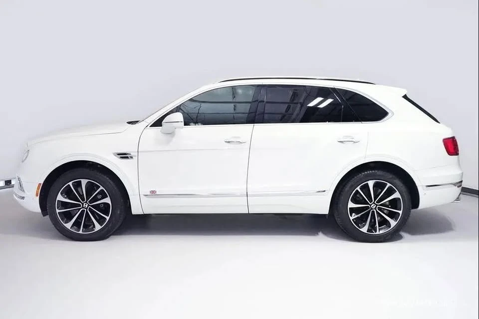 2017 Bentley Bentayga - Image 4 of 19