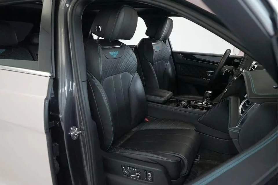 2017 Bentley Bentayga - Image 4 of 20