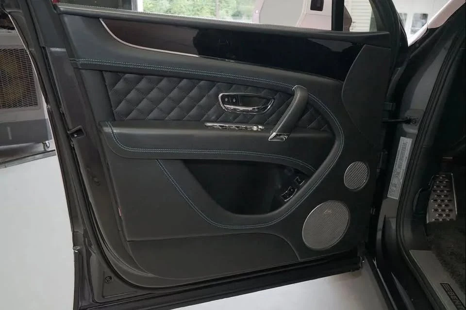 2017 Bentley Bentayga - Image 20 of 20