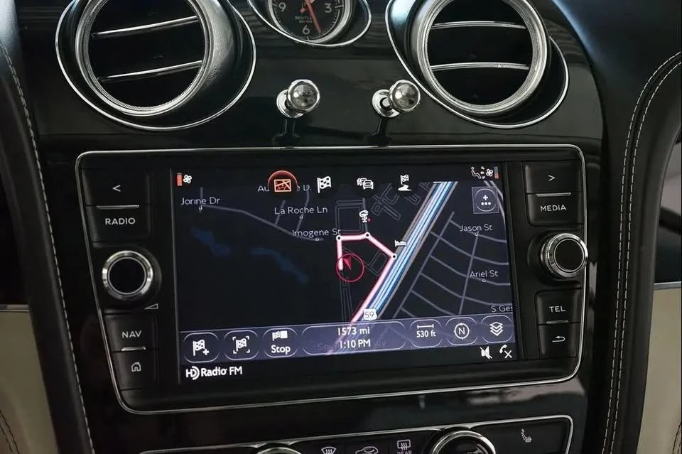2017 Bentley Bentayga - Image 14 of 19