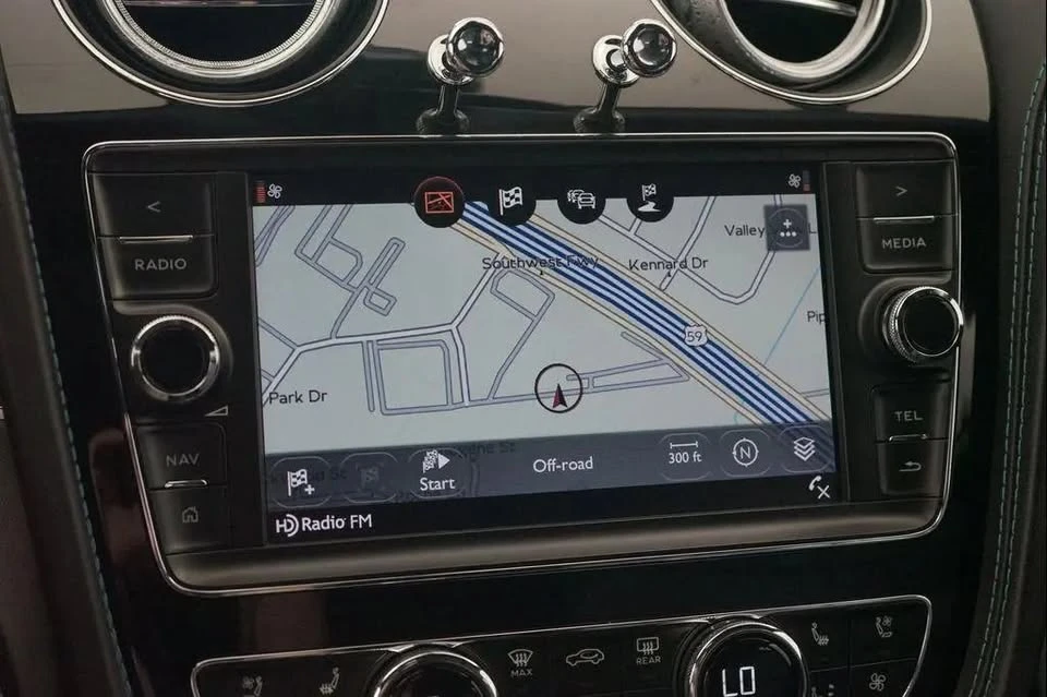 2017 Bentley Bentayga - Image 10 of 20