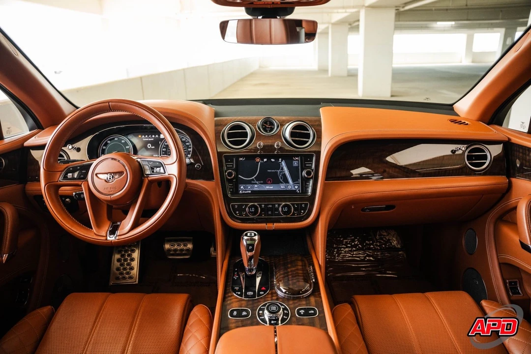 2017 Bentley Bentayga - Image 10 of 12