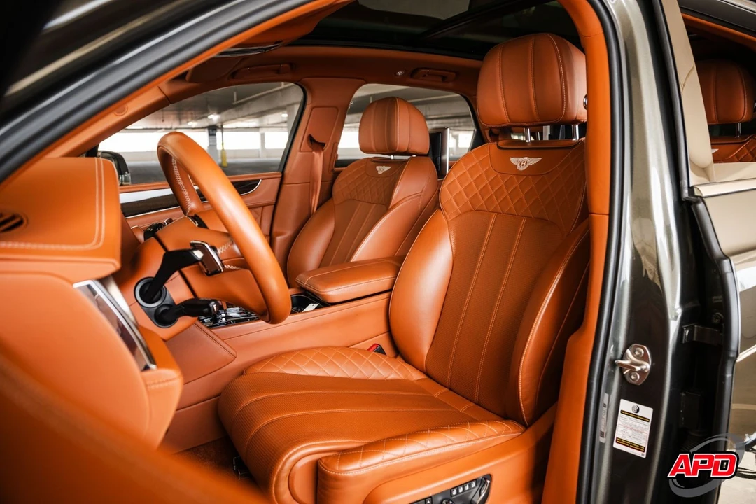 2017 Bentley Bentayga - Image 8 of 12