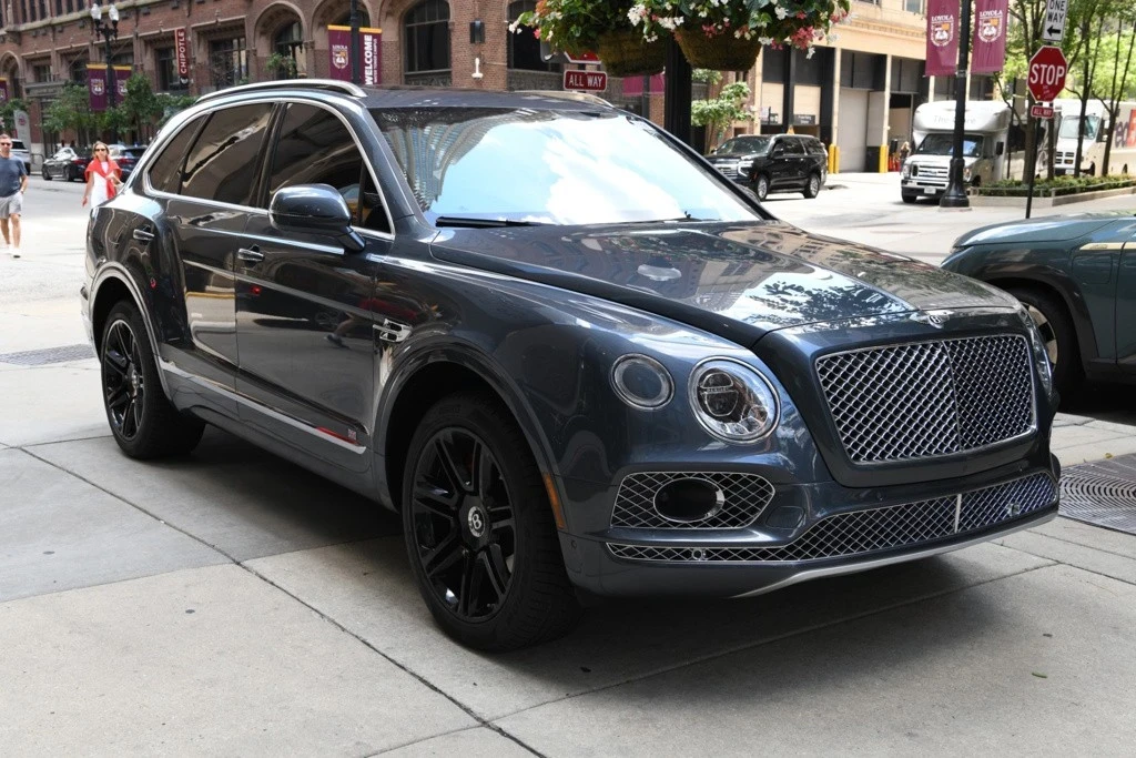 2017 Bentley Bentayga - Image 3 of 12
