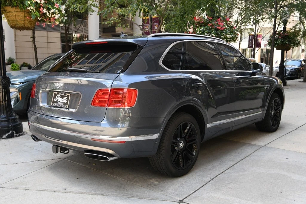 2017 Bentley Bentayga - Image 6 of 12