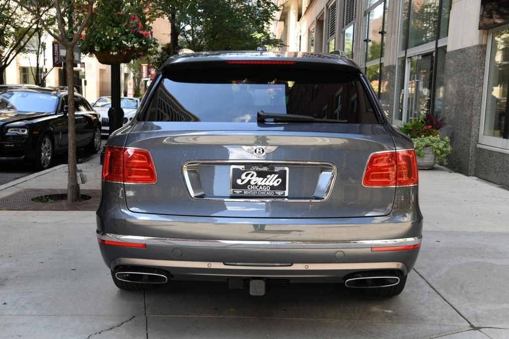 2017 Bentley Bentayga - Image 5 of 12