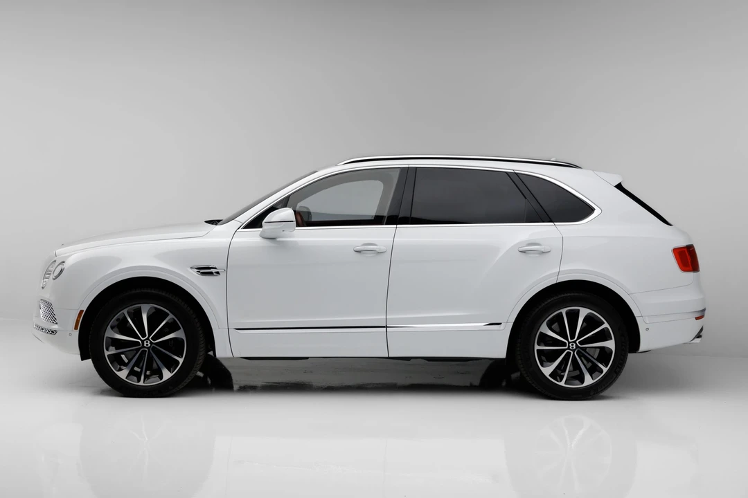 2017 Bentley Bentayga - Image 12 of 31