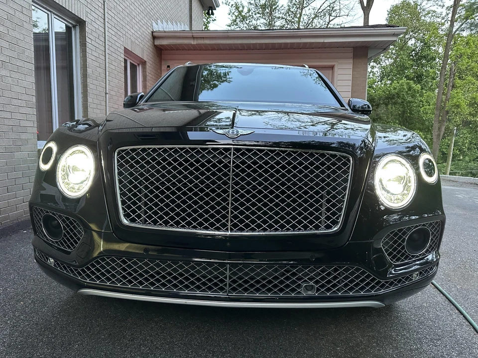 2017 Bentley Bentayga - Image 6 of 31
