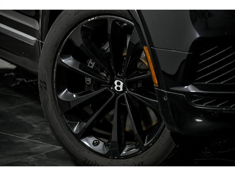 2017 Bentley Bentayga - Image 3 of 31