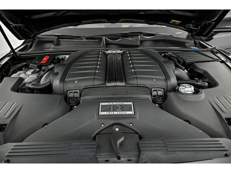 2017 Bentley Bentayga - Image 12 of 31