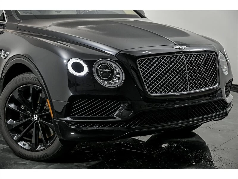 2017 Bentley Bentayga - Image 2 of 31