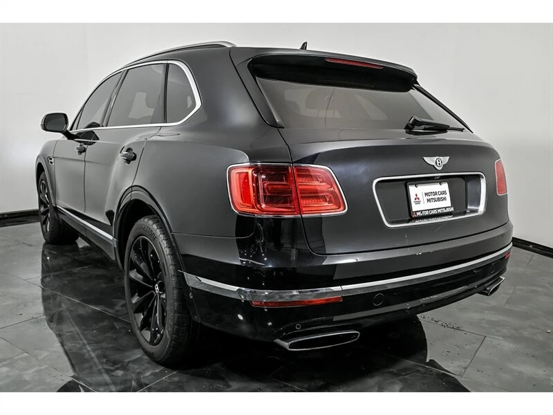 2017 Bentley Bentayga - Image 7 of 31
