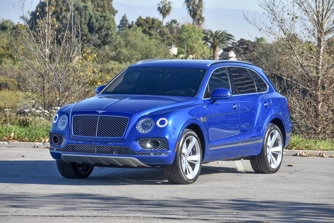 2017 Bentley Bentayga - Image 8 of 31