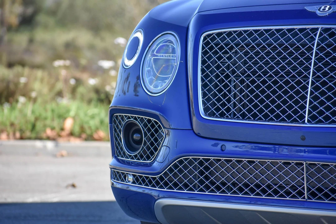 2017 Bentley Bentayga - Image 21 of 31