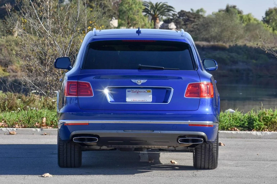 2017 Bentley Bentayga - Image 5 of 31