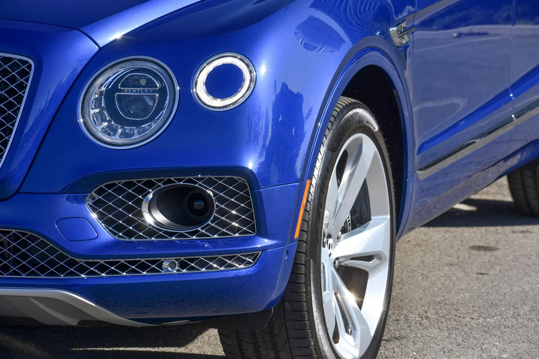 2017 Bentley Bentayga - Image 28 of 31