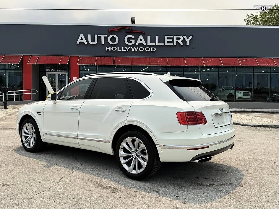 2017 Bentley Bentayga - Image 3 of 31