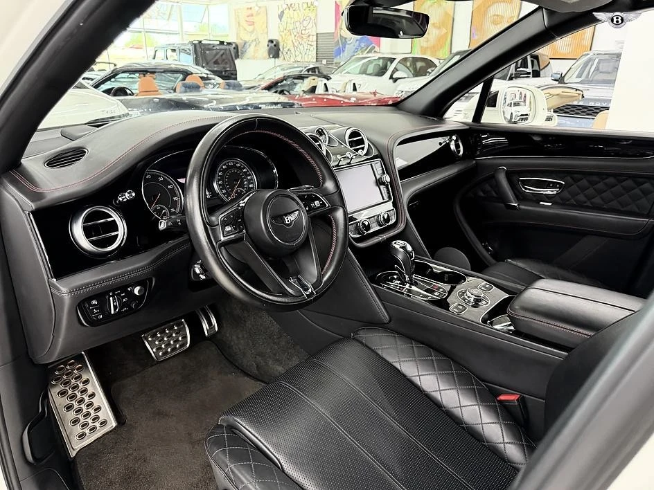2017 Bentley Bentayga - Image 15 of 31