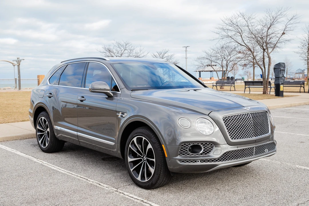 2017 Bentley Bentayga - Image 12 of 31