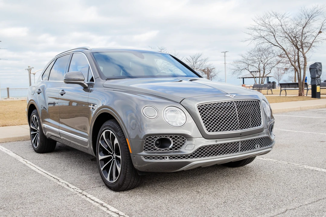 2017 Bentley Bentayga - Image 13 of 31
