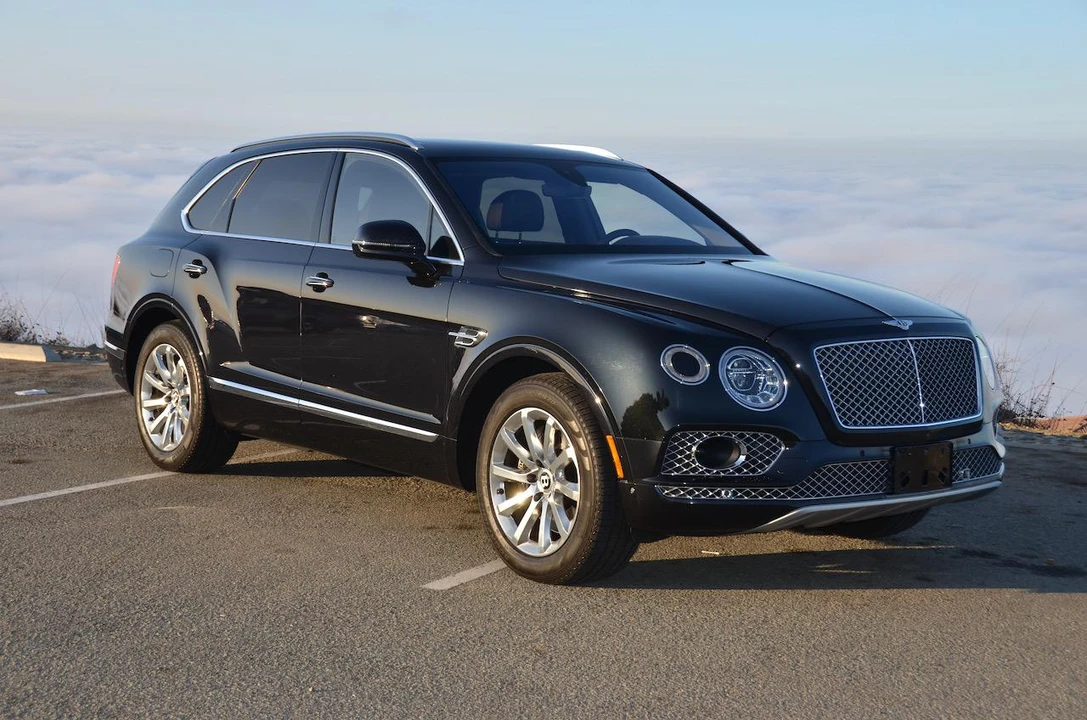 2017 Bentley Bentayga - Image 24 of 31