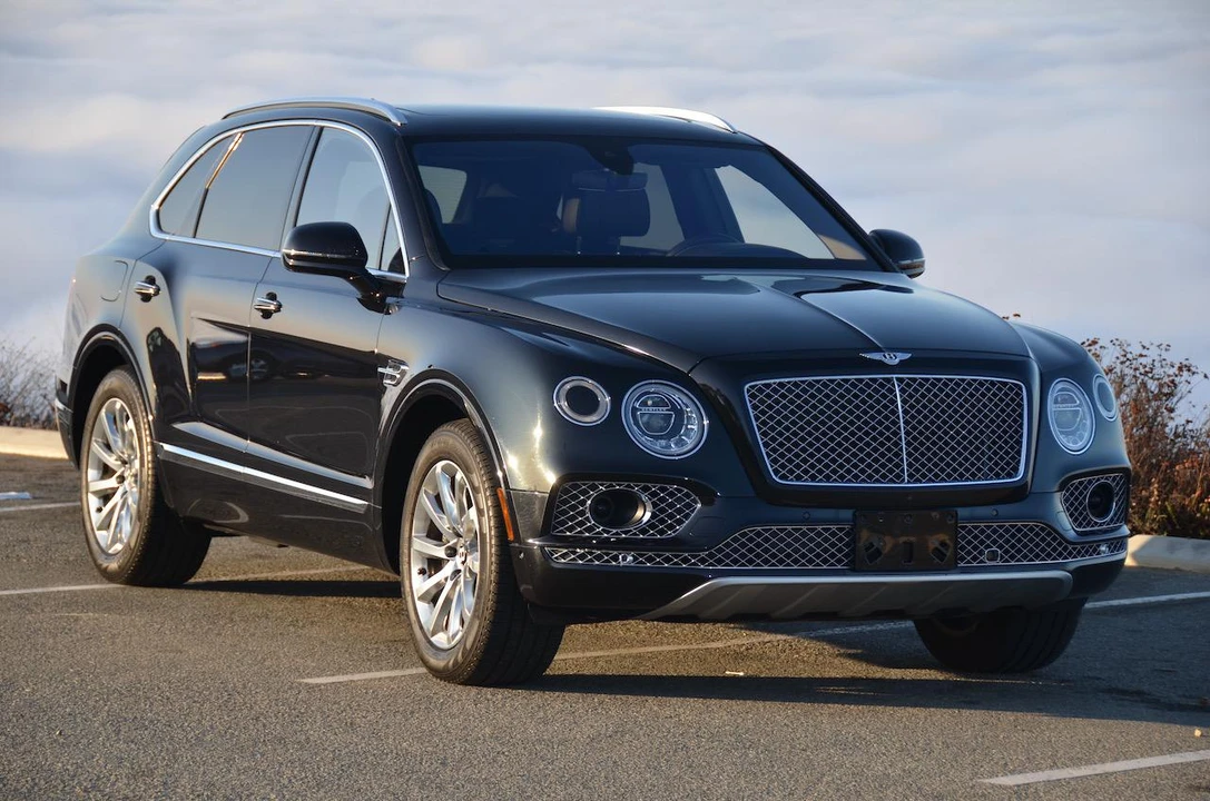 2017 Bentley Bentayga - Image 26 of 31