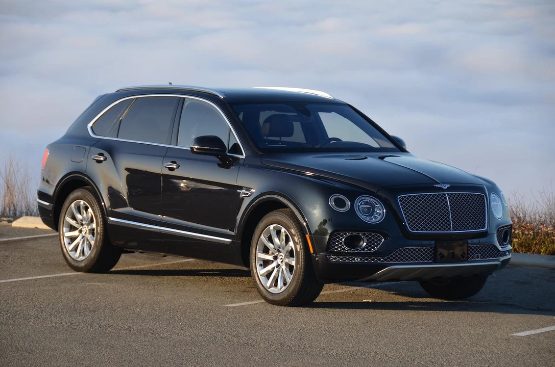 2017 Bentley Bentayga - Image 23 of 31
