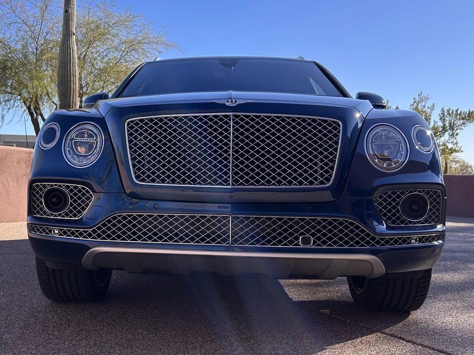 2017 Bentley Bentayga - Image 5 of 31