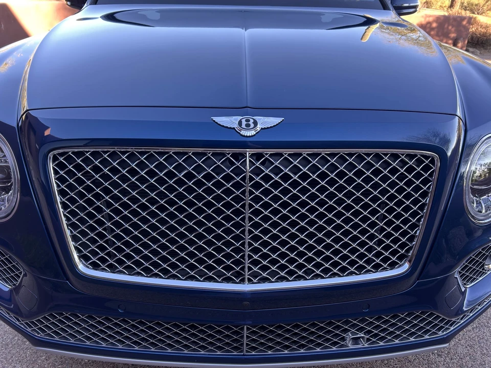 2017 Bentley Bentayga - Image 20 of 31