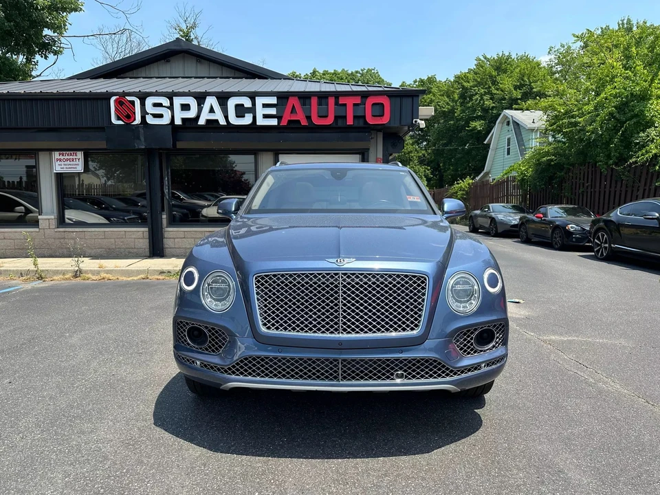 2017 Bentley Bentayga - Image 11 of 31