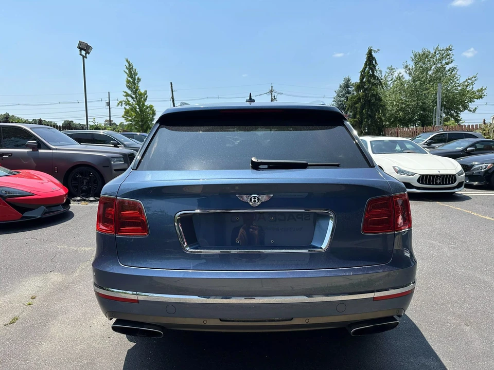 2017 Bentley Bentayga - Image 15 of 31