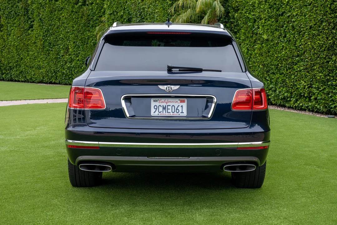 2017 Bentley Bentayga - Image 5 of 31